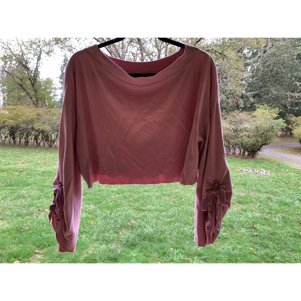 M Free People crop sweatshirt - Picture 1 of 4